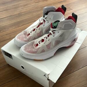 NIB  Air Jordan XXXVII